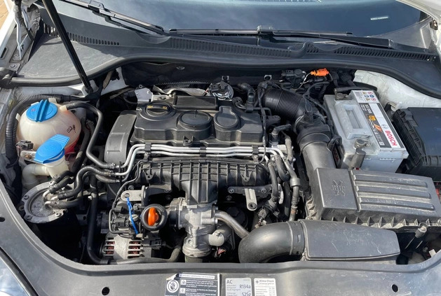 Volkswagen Golf cena 26500 przebieg: 259200, rok produkcji 2007 z Kock małe 407